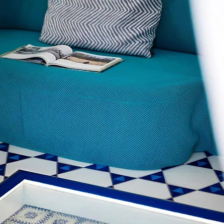 Terrace Apartment *