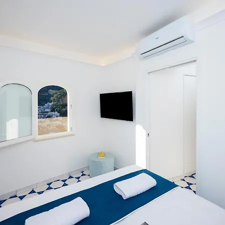 Apartment Terrace *